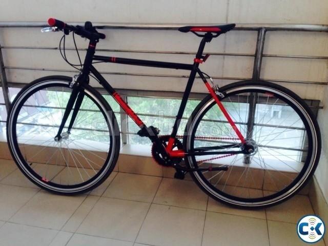 2014 Raleigh Road Runner  Black and Red