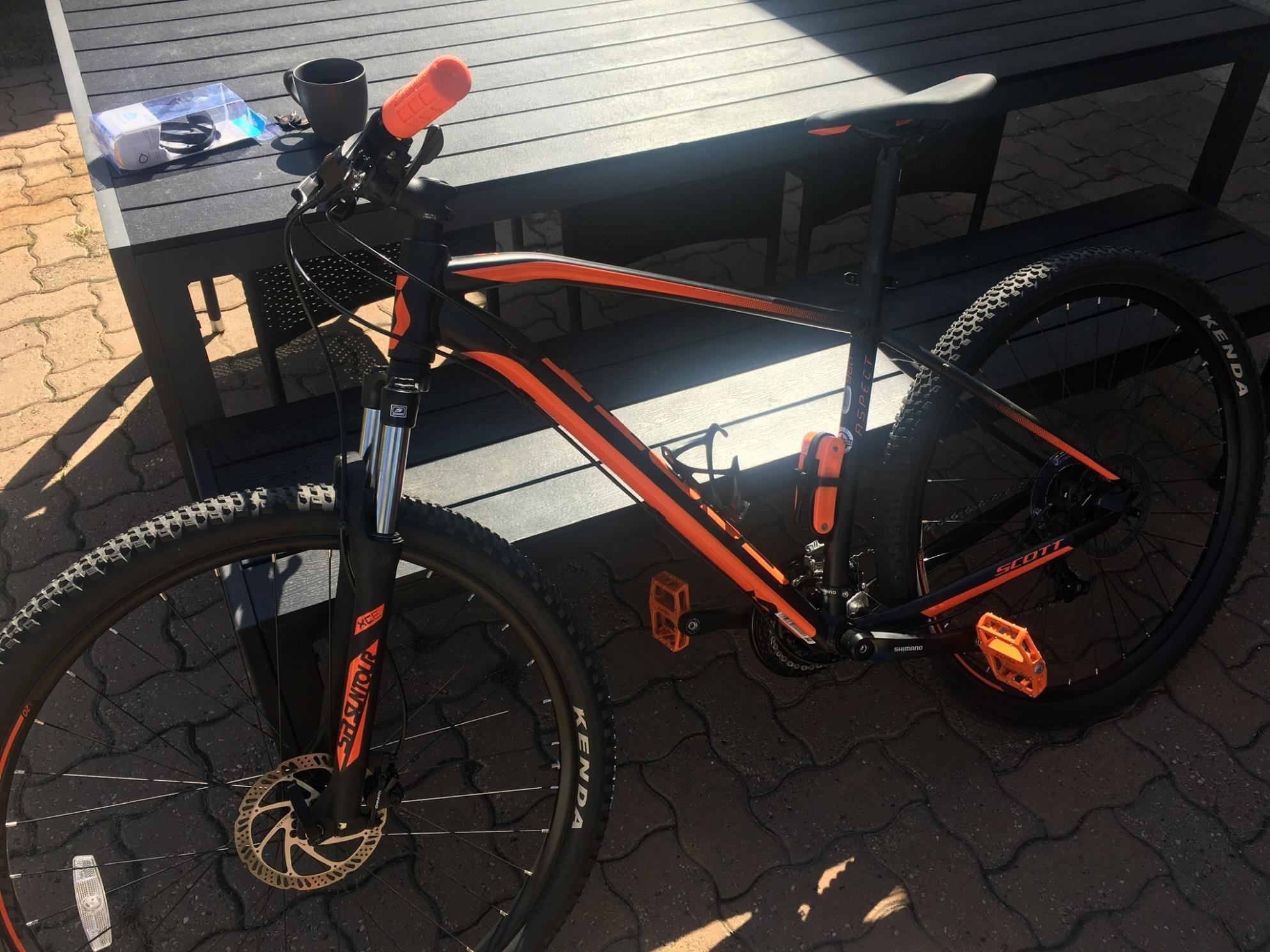 2020 SCOTT Aspect 960 Black and Orange