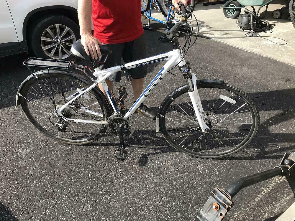 GT Bicycles Transeo 4.0 White