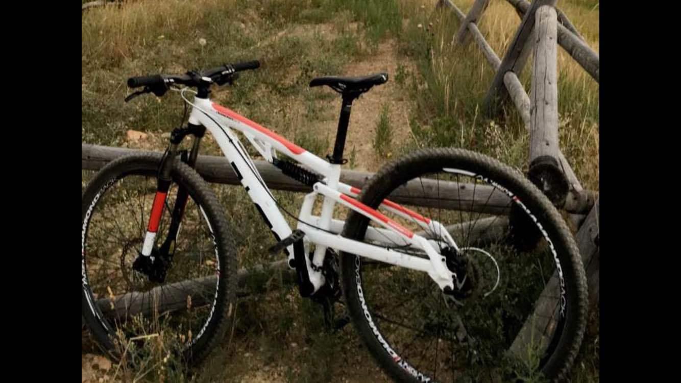 2015 Diamondback Recoil Red and White