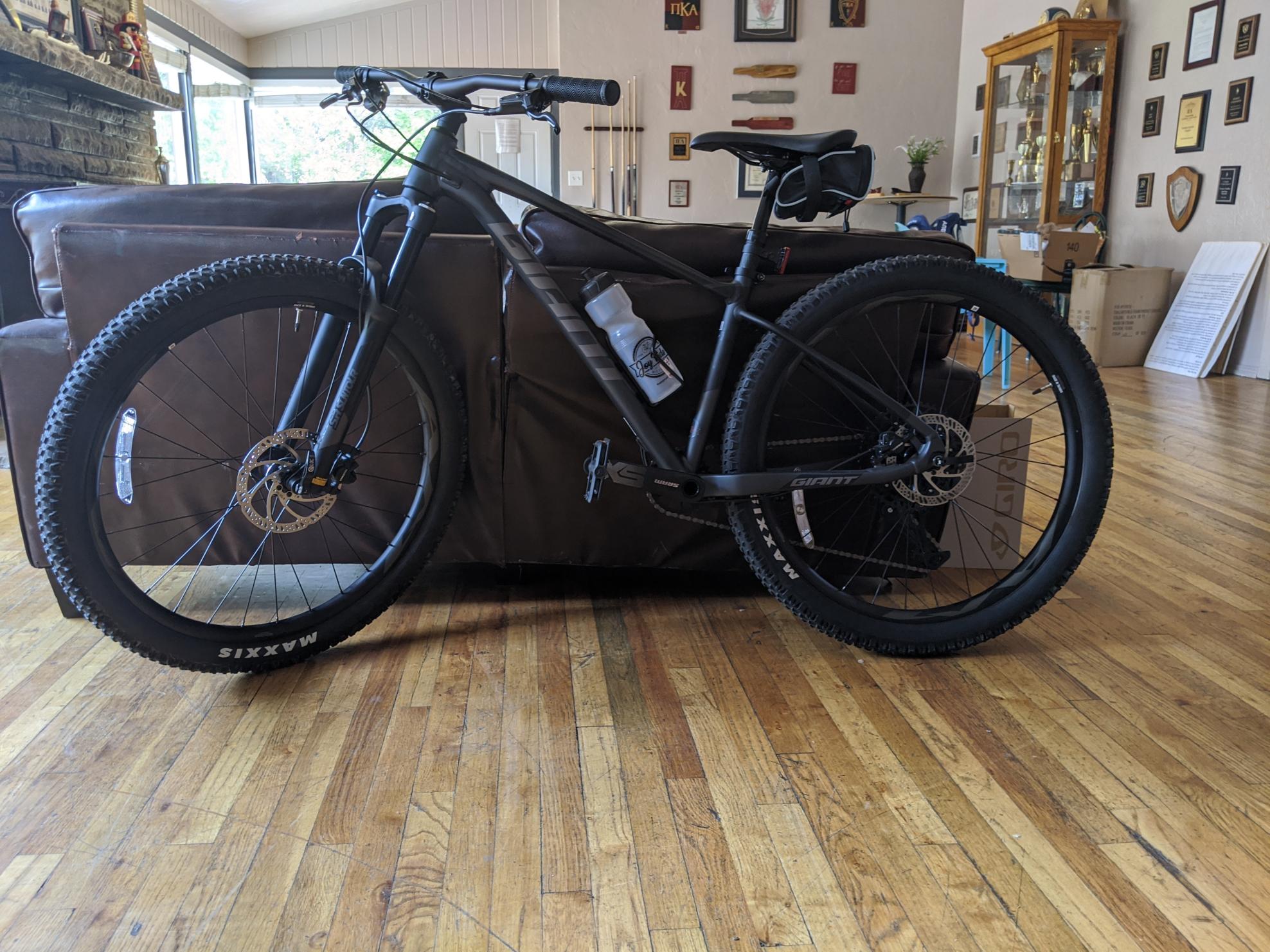 2020 Giant Fathom 2 Black