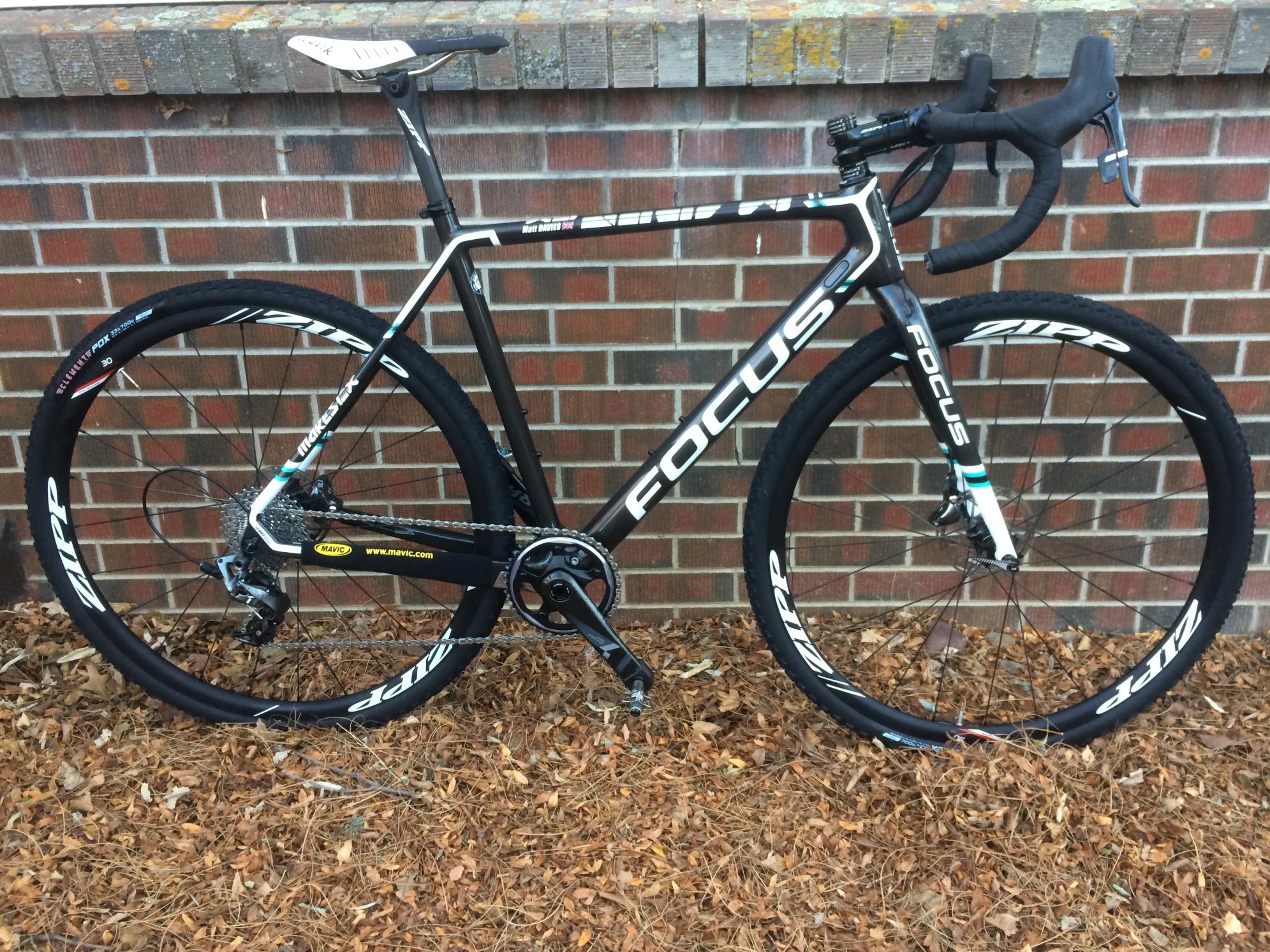 2017 Focus Mares CX1 Black, White, and Blue
