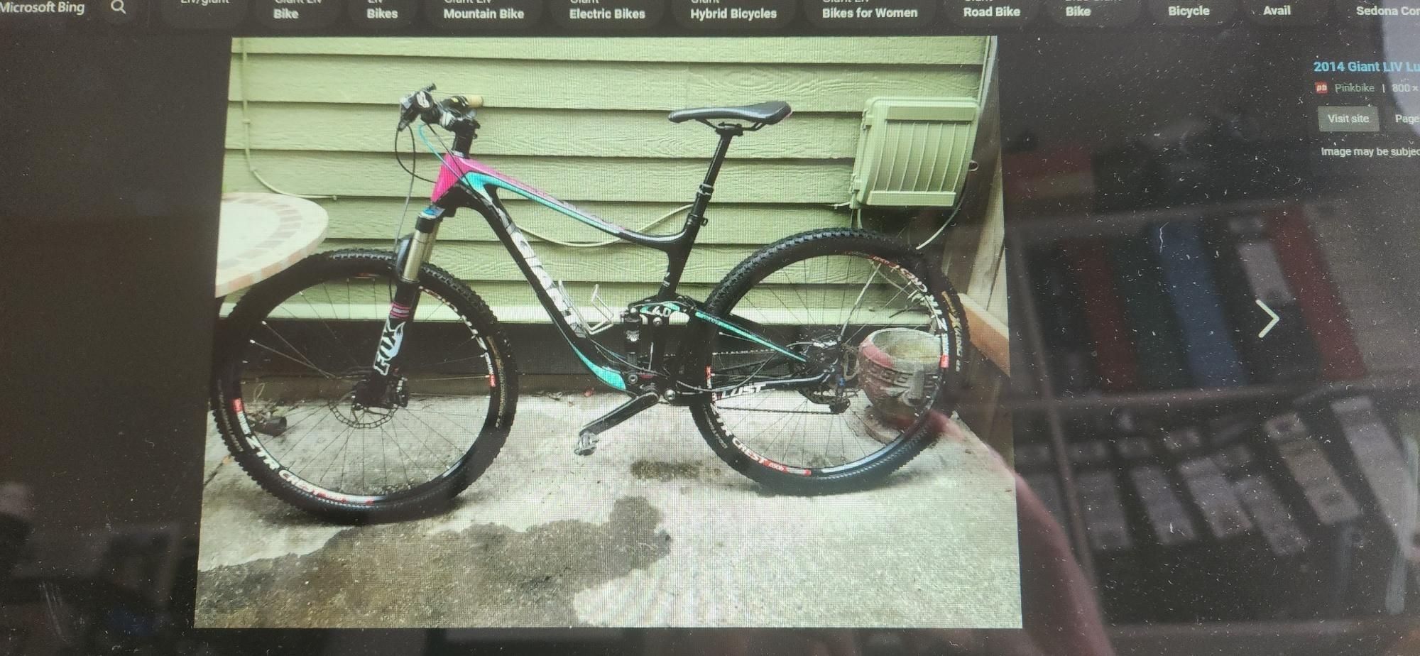 2014 Giant Lust Advanced 2 Black, Pink, and Teal