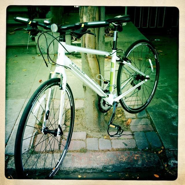 2012 Trek 7.6 FX WSD  Black