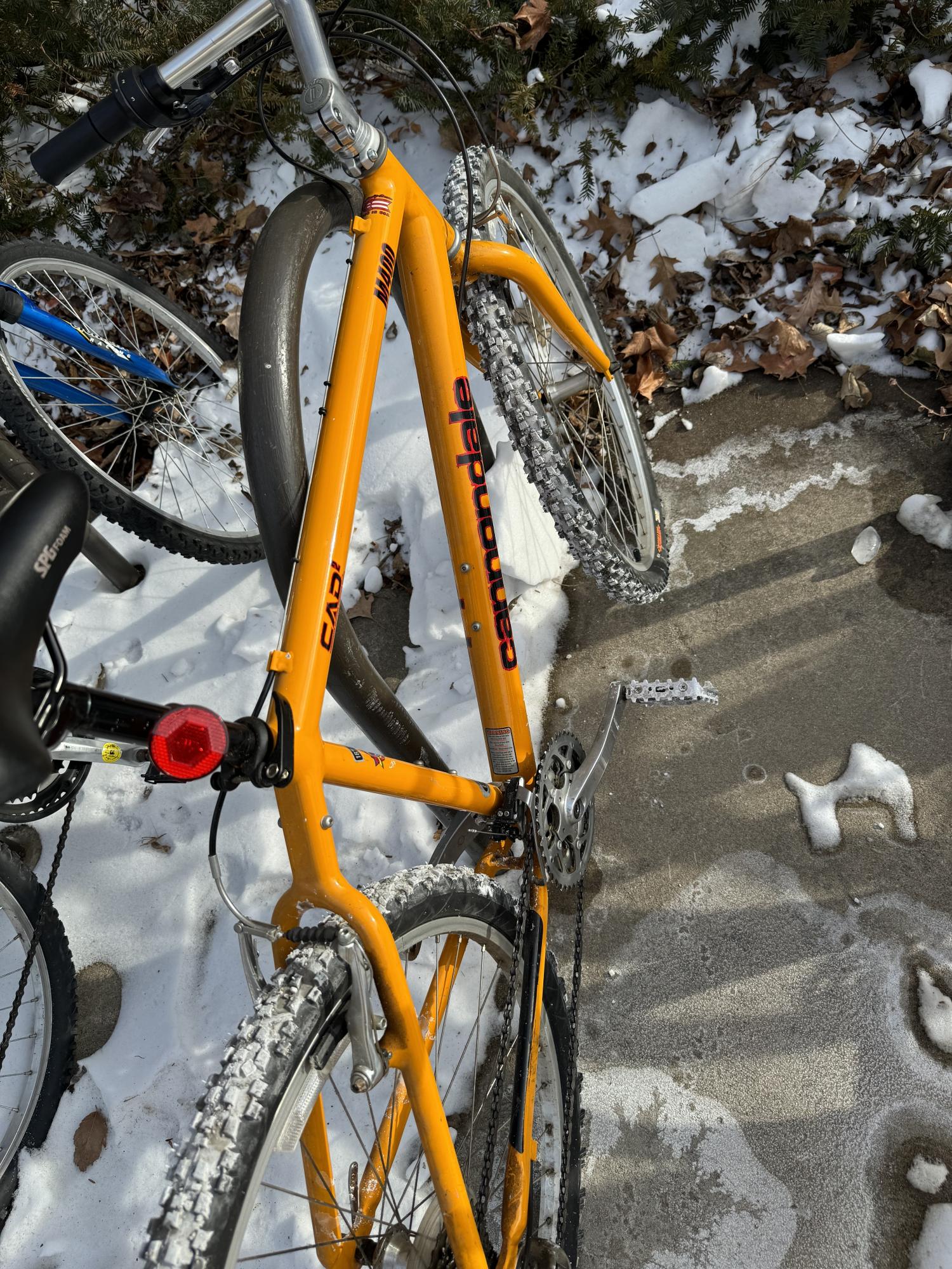 Cannondale Caad2 M400 Yellow or Gold