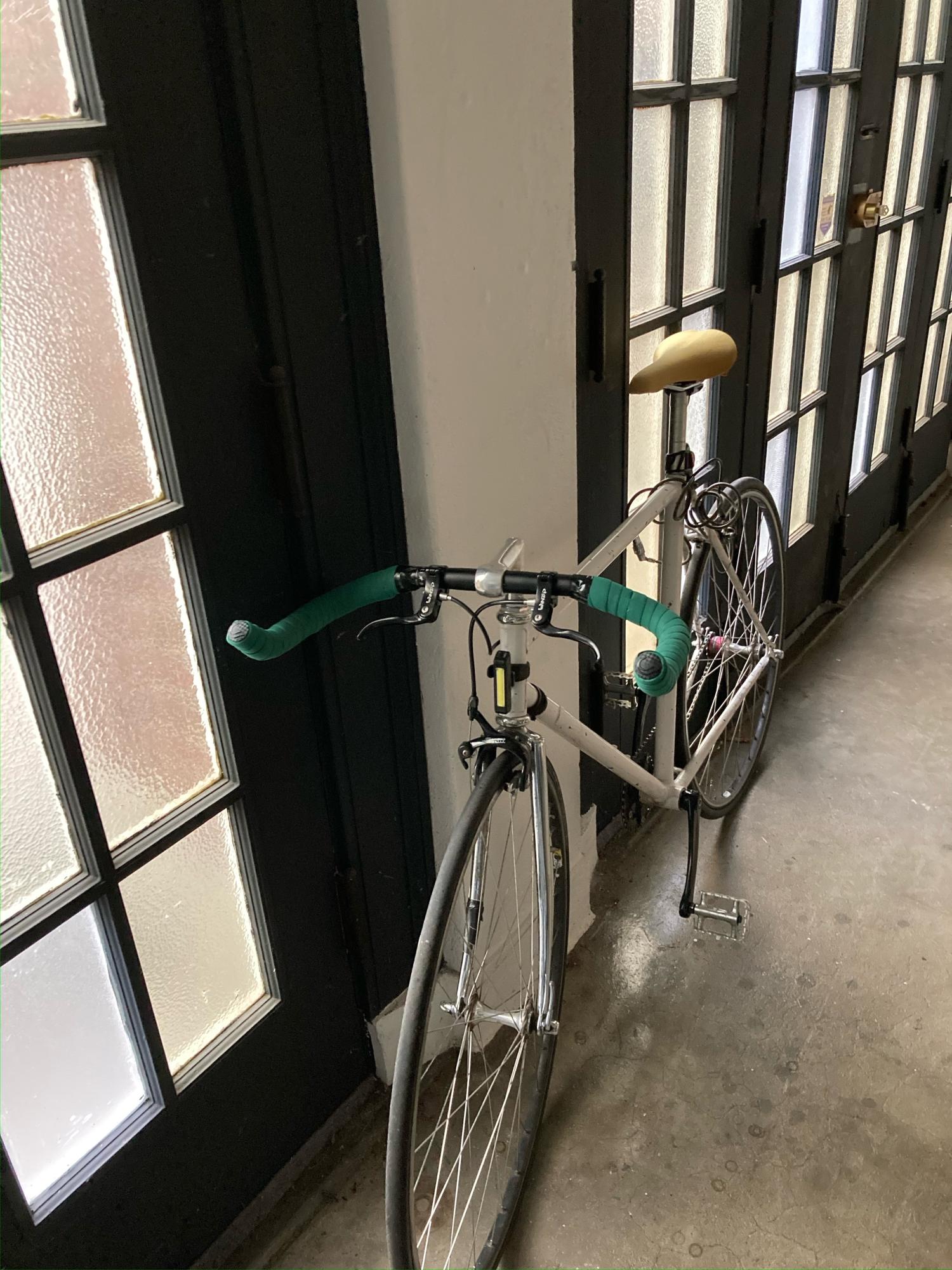 White vintage bike no name Road bike White