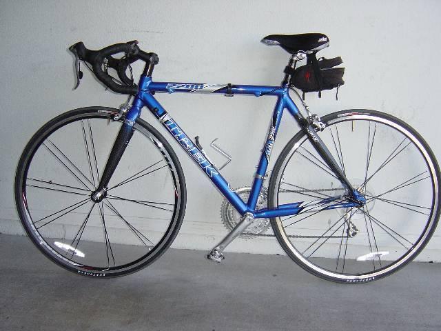 2004 Trek 2200 Blue