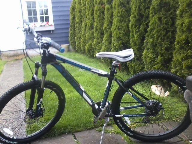 Trek 3700 Disc  Black