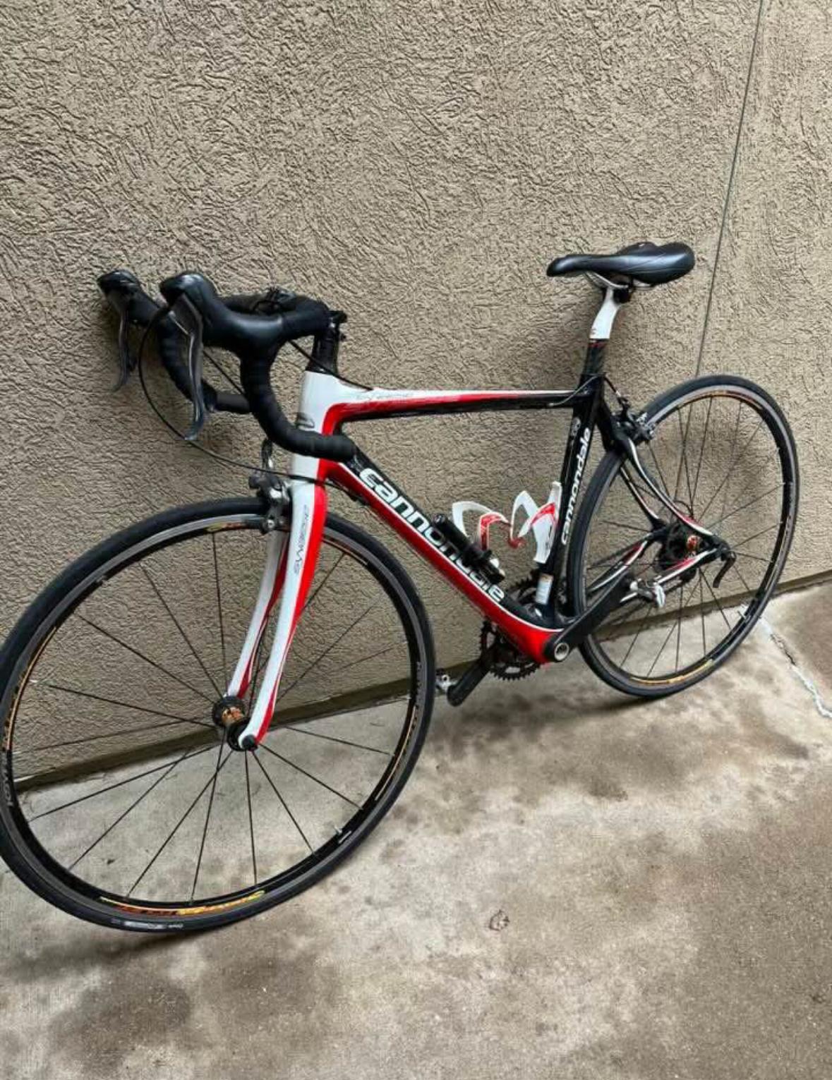 2025 Cannondale Synapse White, Black, and Red