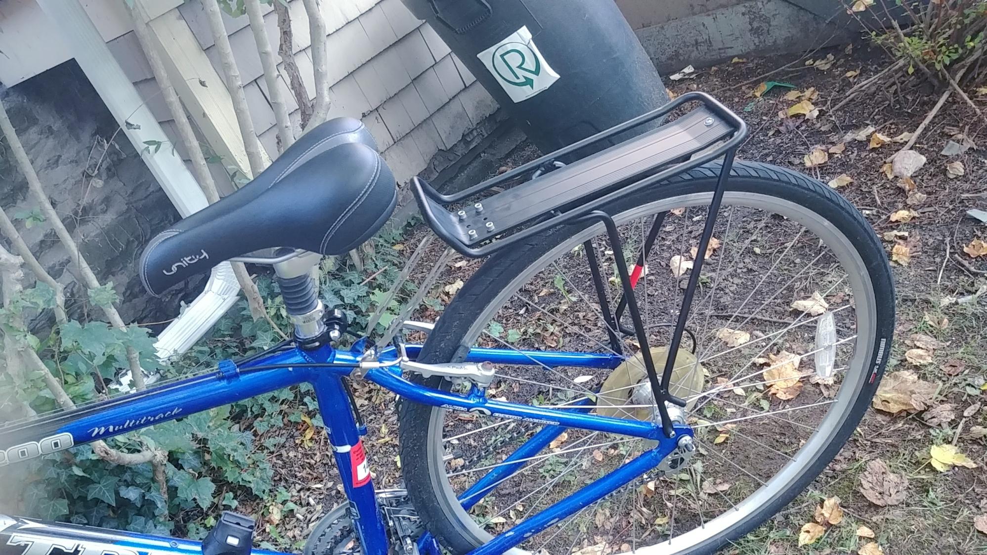 2001 Trek 7200 Multitrack Blue and Silver, gray or bare metal