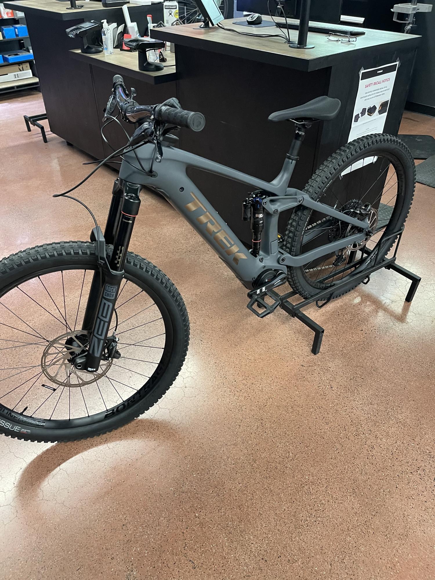 2021 Trek Rail 9.8 GX Silver, gray or bare metal