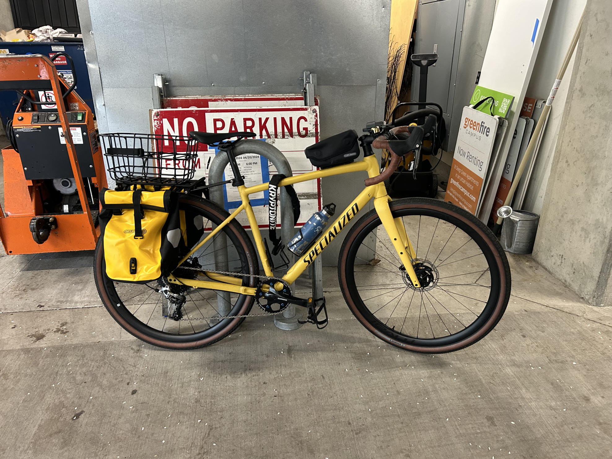 2020 Specialized Diverge E5 Yellow or Gold