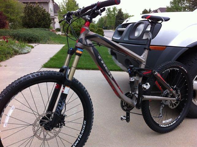 2011 Trek Remedy 8  Black