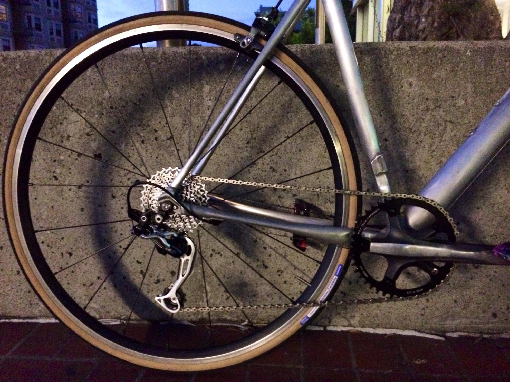 2014 Cannondale Caad10 3 Ultegra Silver or Gray