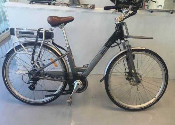 2015 iGo Electric Bikes Metro Silver, gray or bare metal and Black