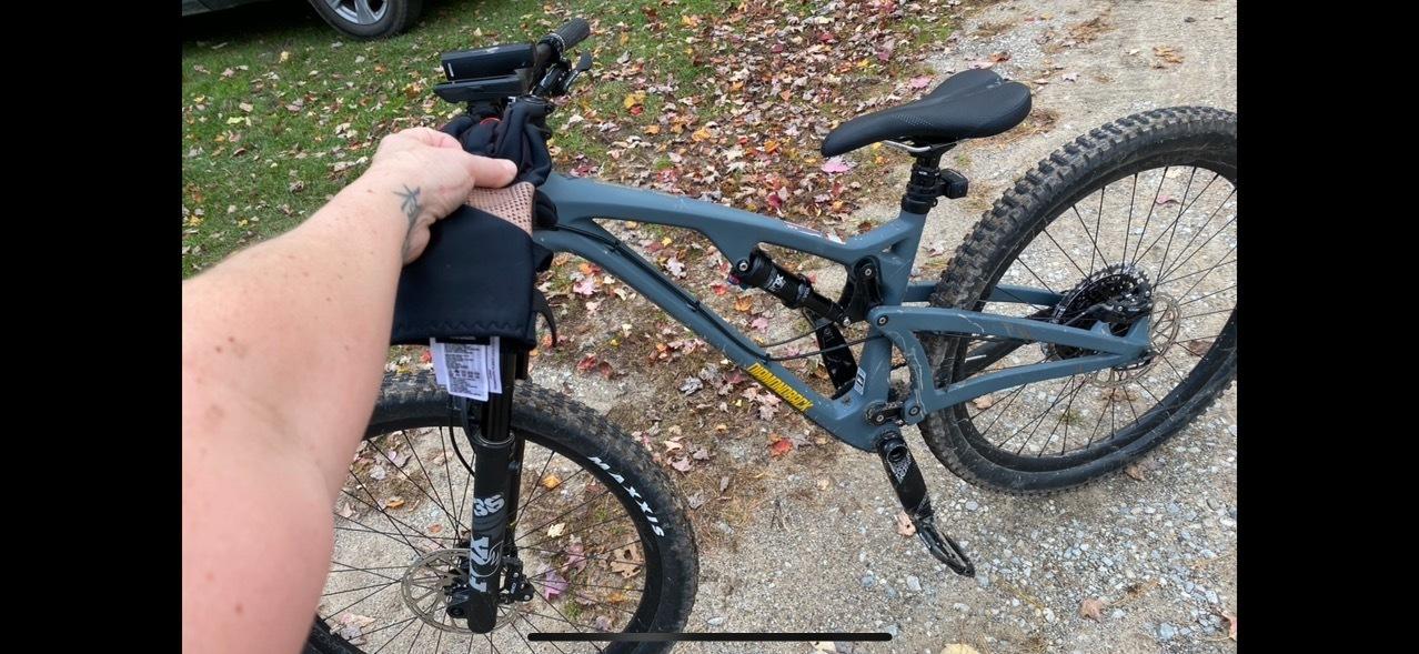 2022 Diamondback Release 4C Blue