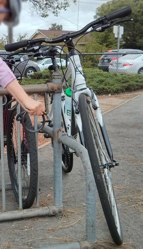 2013 Cannondale Quick 5  White