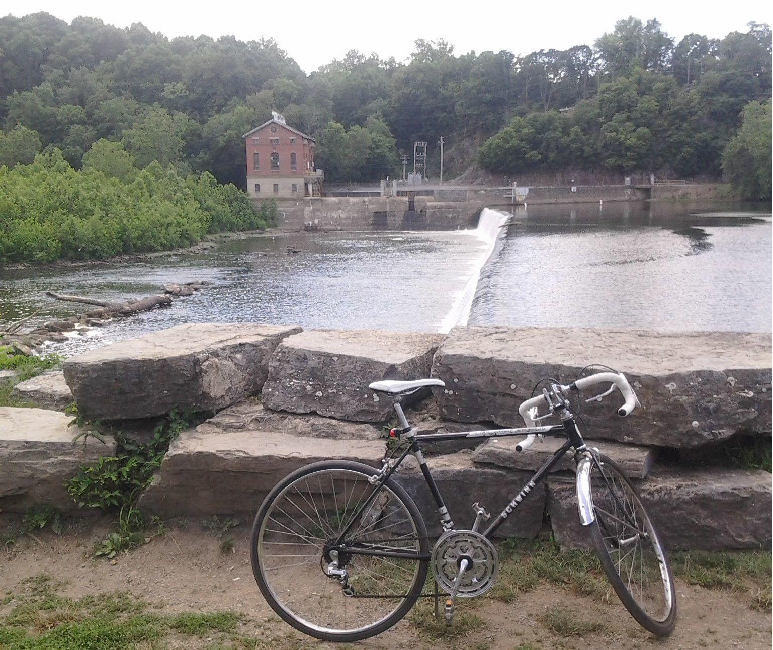 1979 Schwinn collegiate Black and White