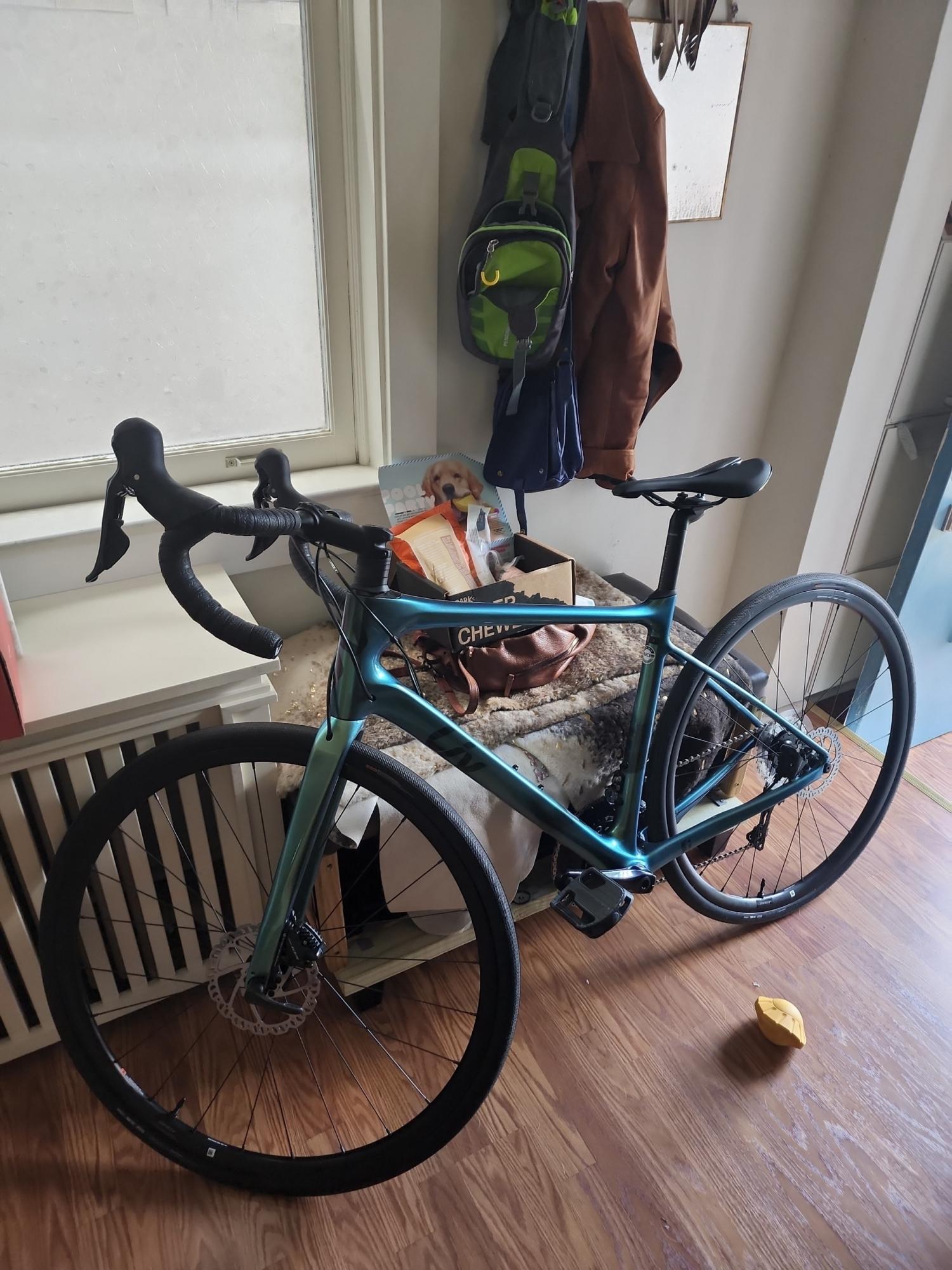 2022 Liv Avail Advanced 2 Green