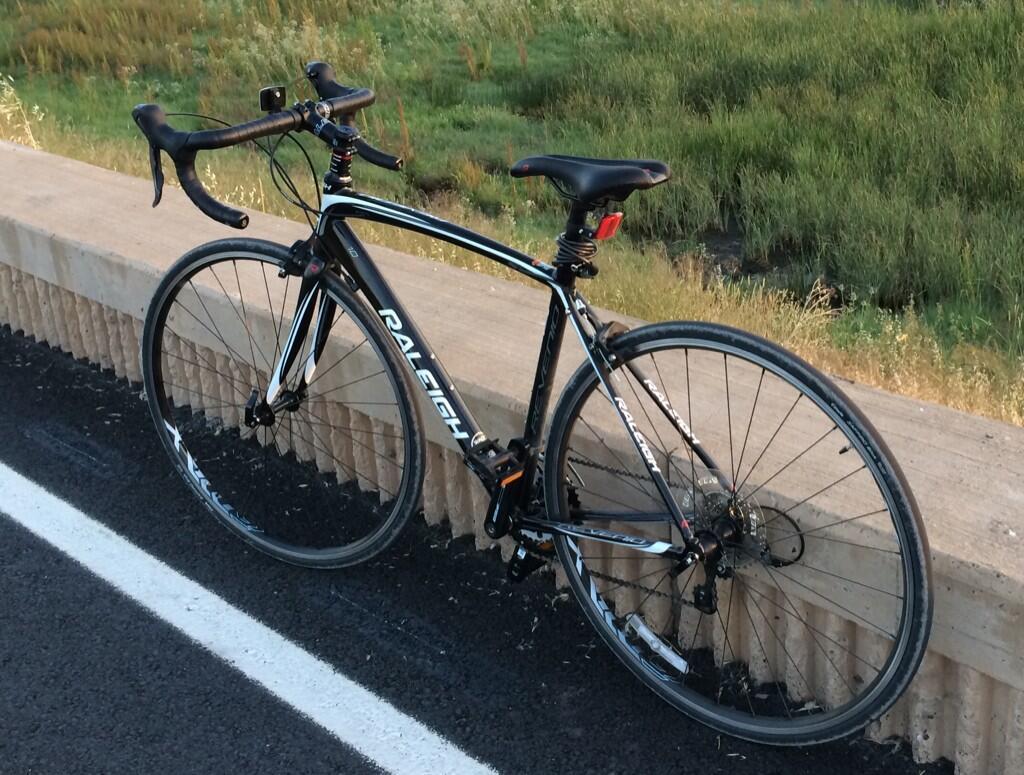 2014 Raleigh Revenio  Black