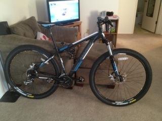 2013 Marin Bikes Pioneer Trail 29in tires  Black