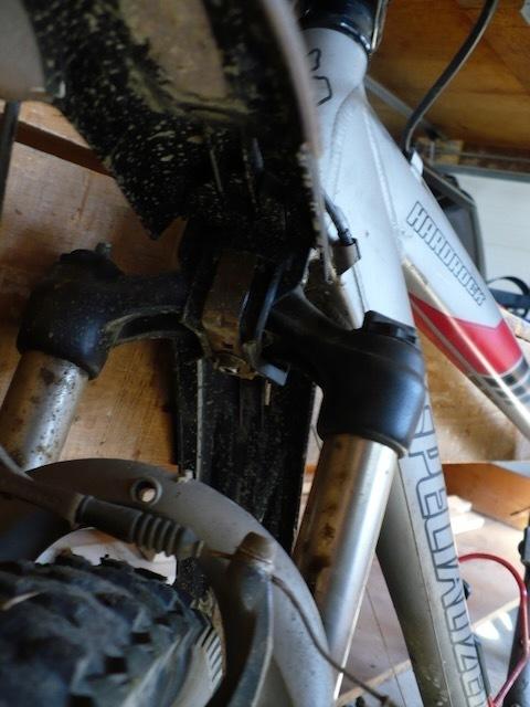 Specialized Hardrock Silver, gray or bare metal