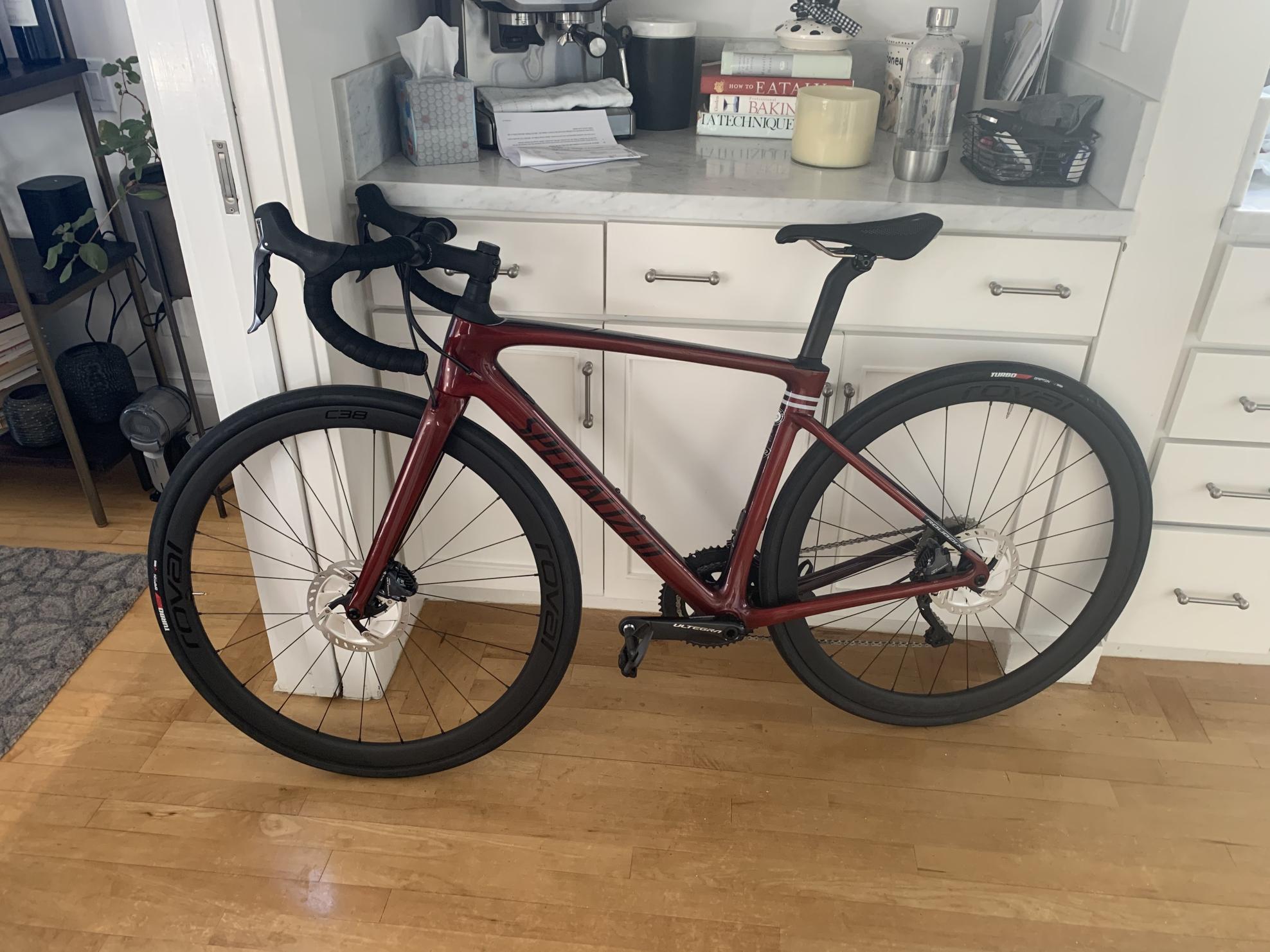 2020 Specialized ROUBAIX EXPERT UDI2 CRMSN/CSTBRY/DOVG... Red