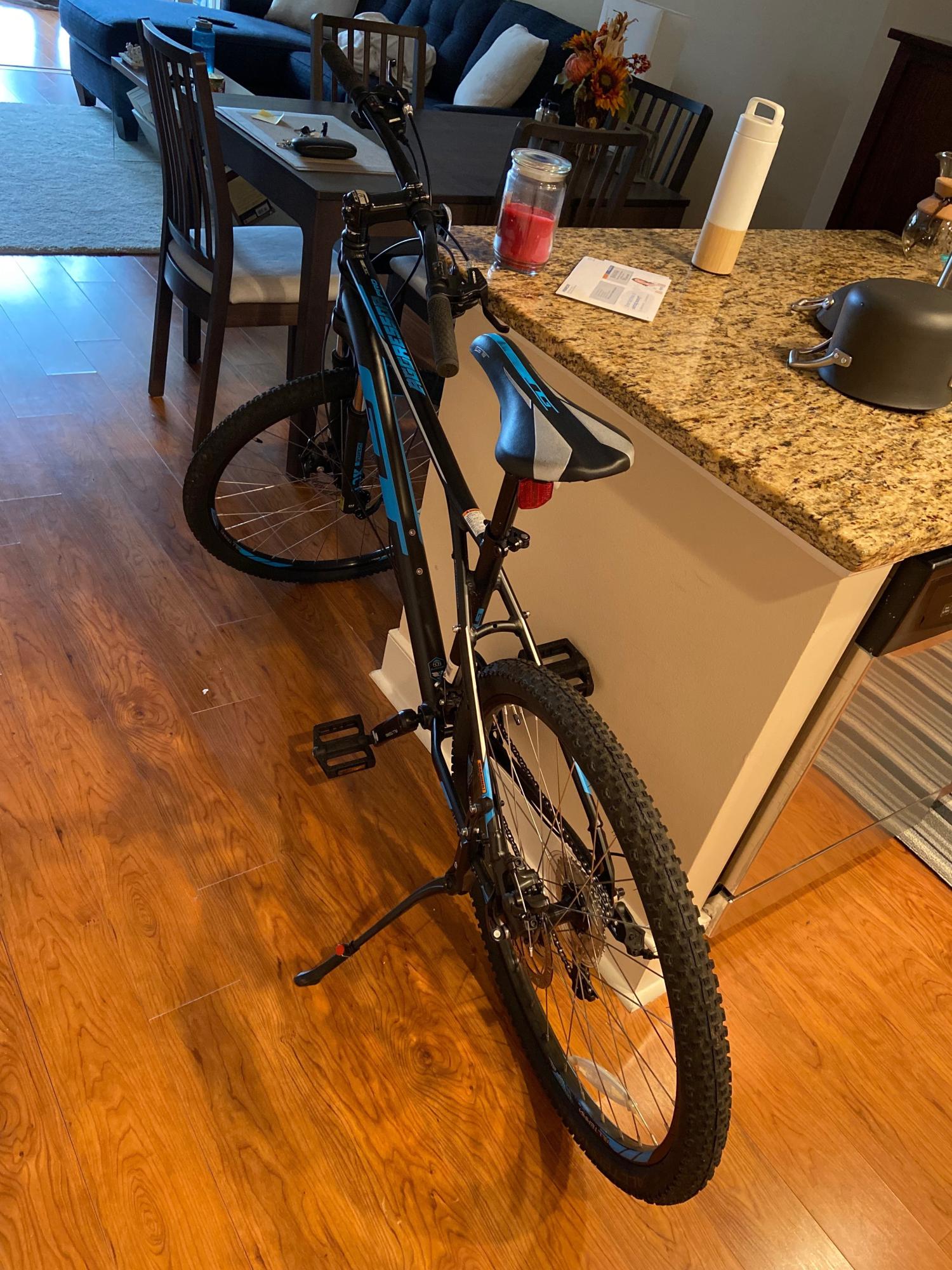 GT Bicycles Aggressor Pro Men’s Mountain Black and Blue