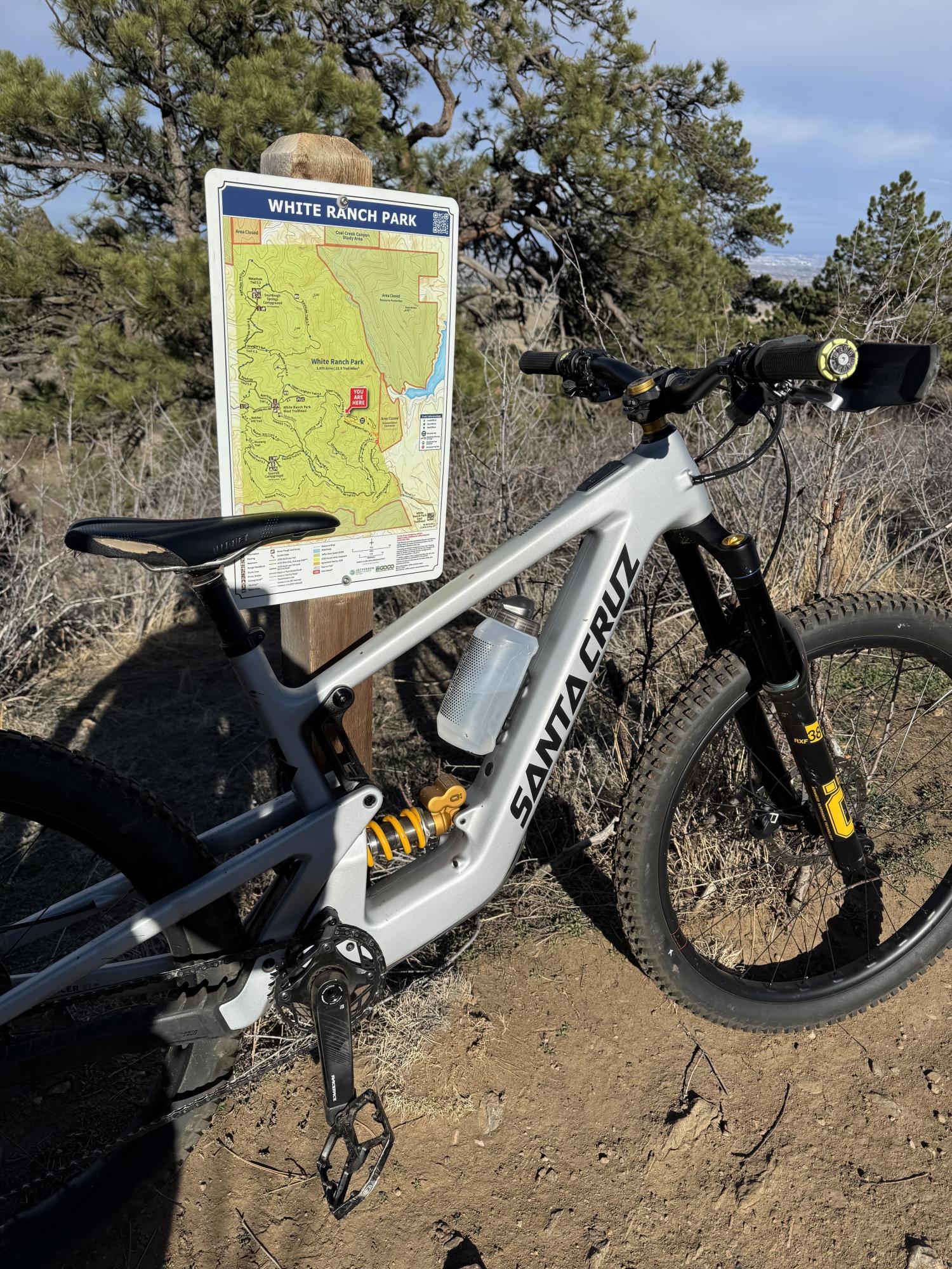 2024 Santa Cruz Heckler sl Silver, gray or bare metal