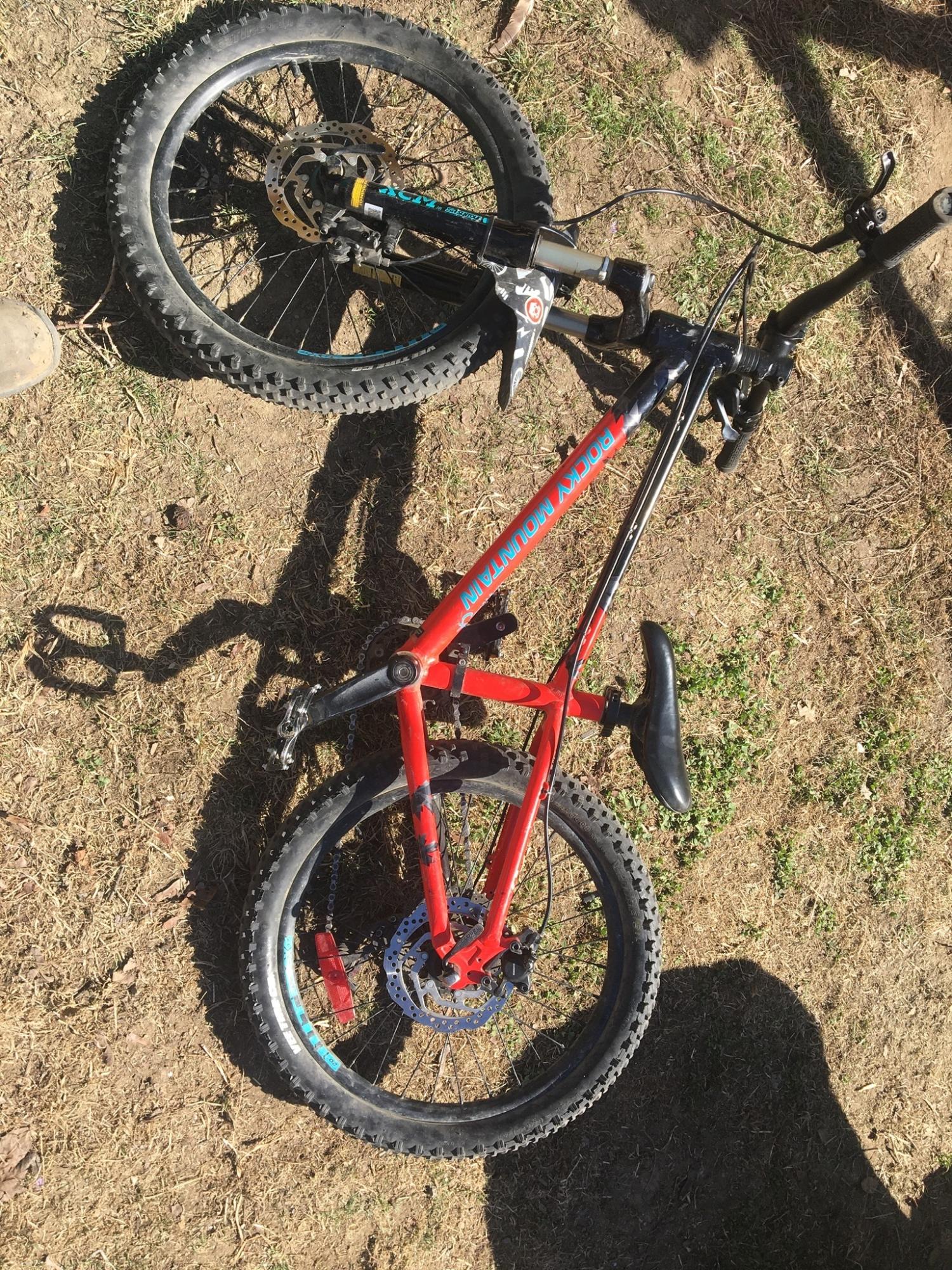 Rocky Mountain Bicycles Vertex jr Red and Black