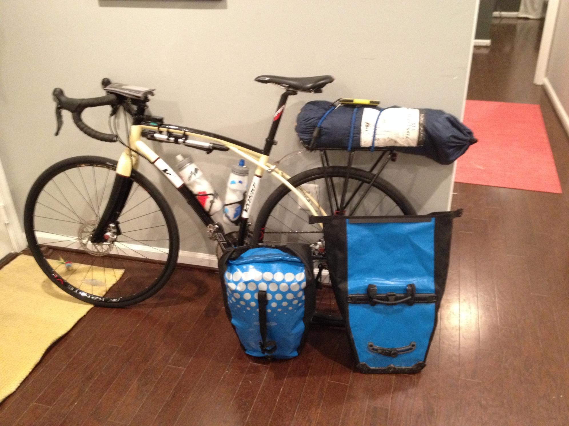 2014 Volagi Viaje Yellow or Gold