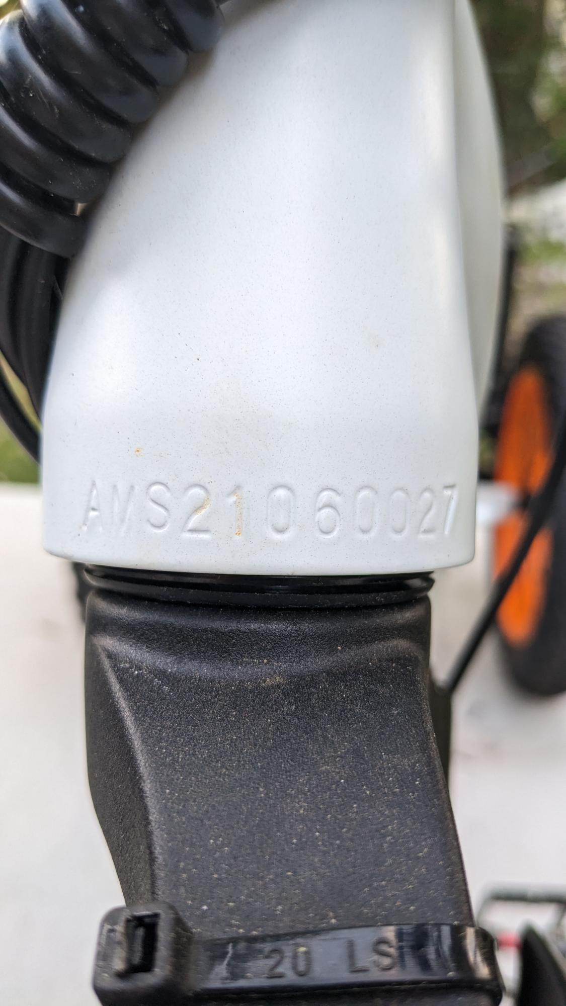 2022 3SCORE FJ18 E-Trike cargo tricycle (rear storage) White and Orange