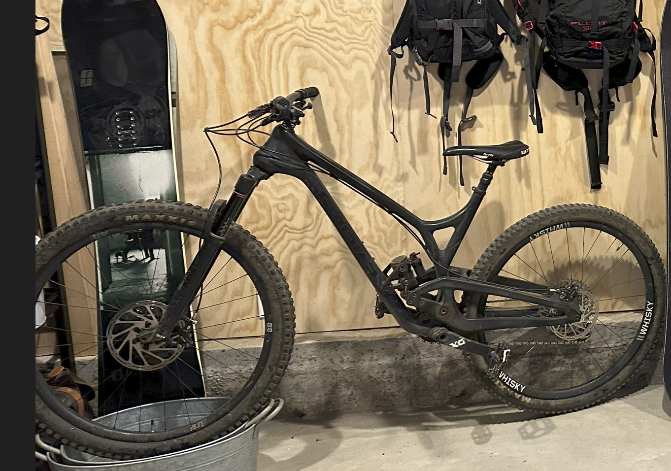 2019 Evil Offering Black