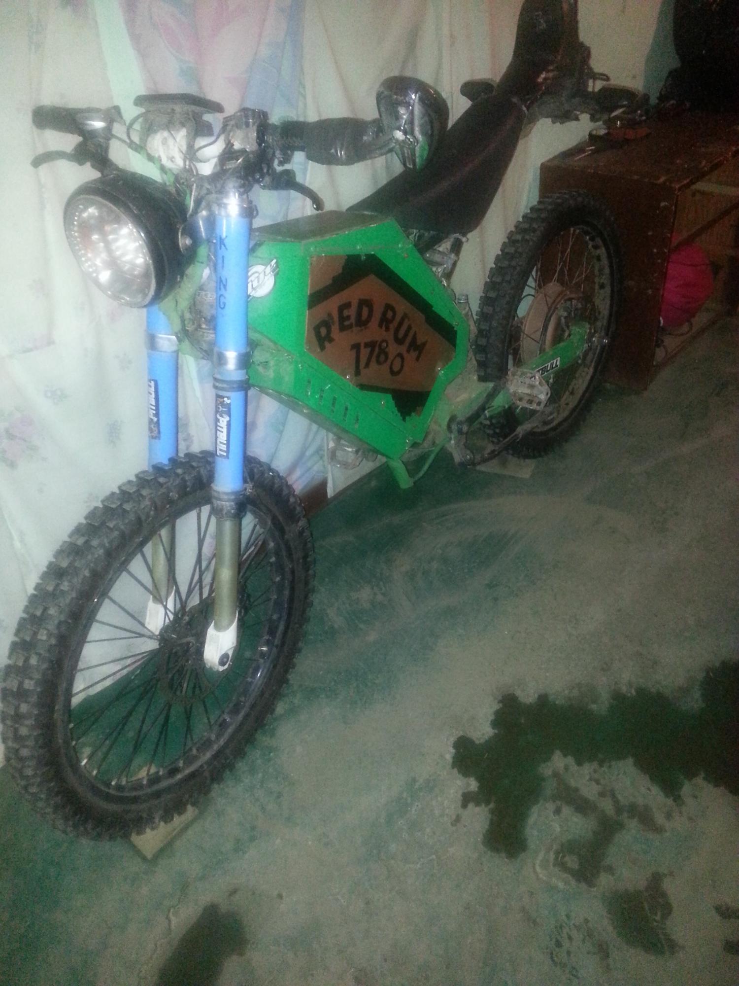 2013 Stealth A10A025170 personal mobility device (electric scooter, skateboard, unicycle, etc) Green