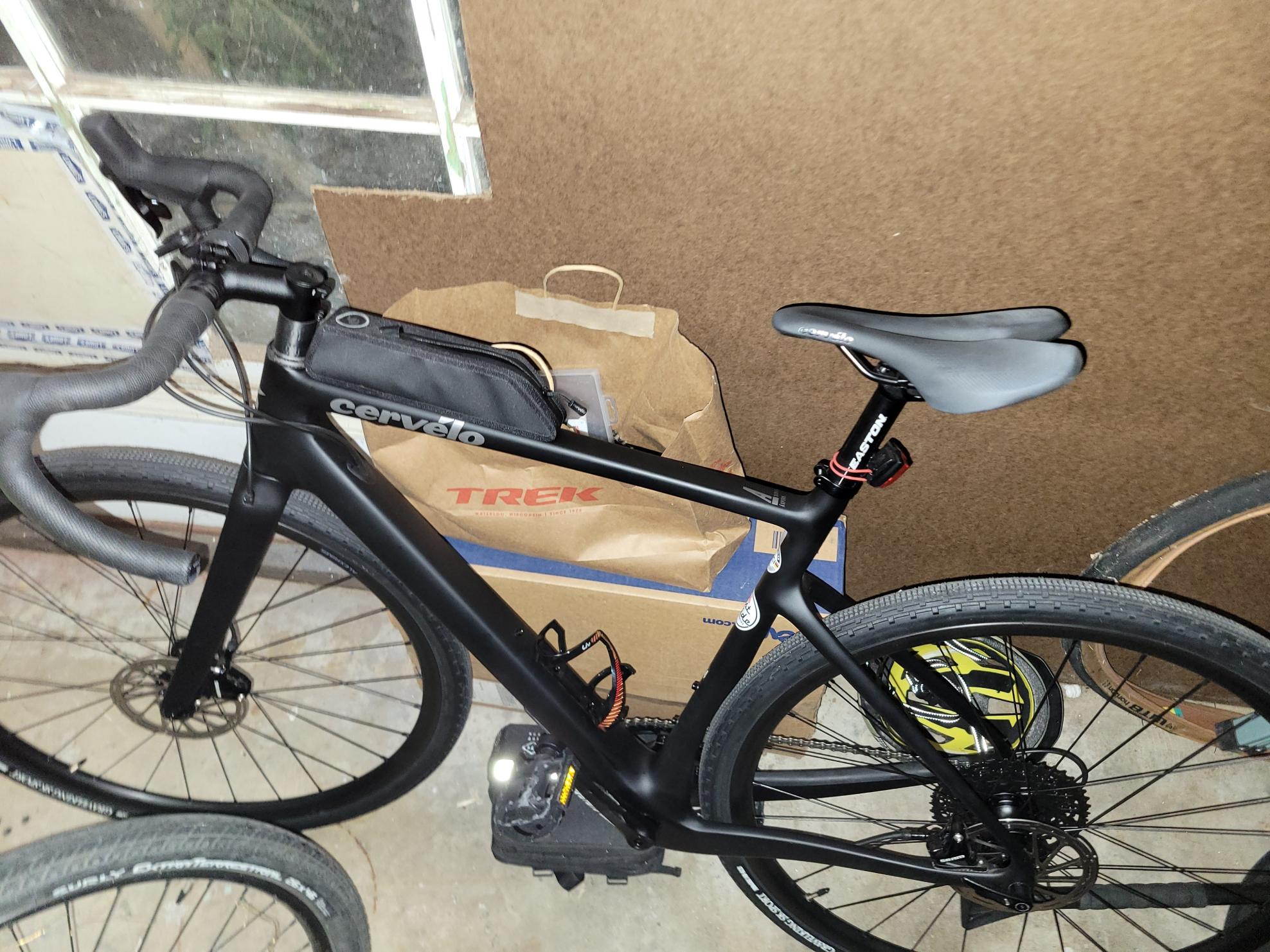 2023 Cervélo Aspero Black