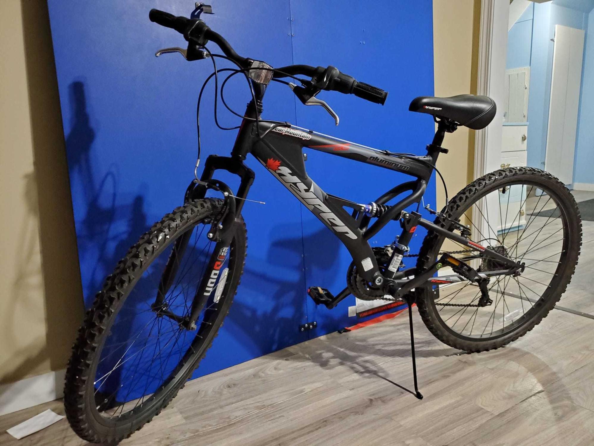 2021 Hyper Mountain Black