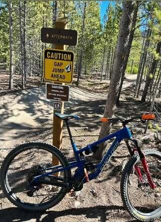 2020 Santa Cruz Hightower Blue