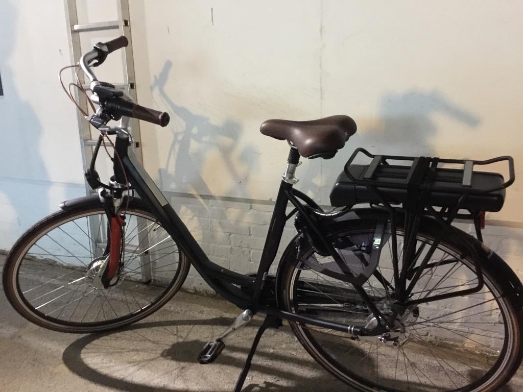 2016 Batavus Genova e-go Black