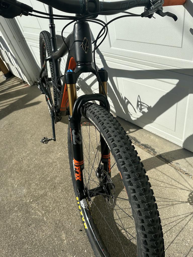 2019 Ibis Black/Orange Black