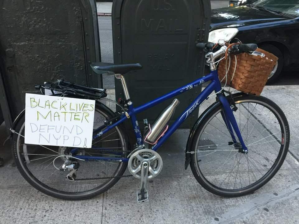 2005 Trek Hybrid step through Blue