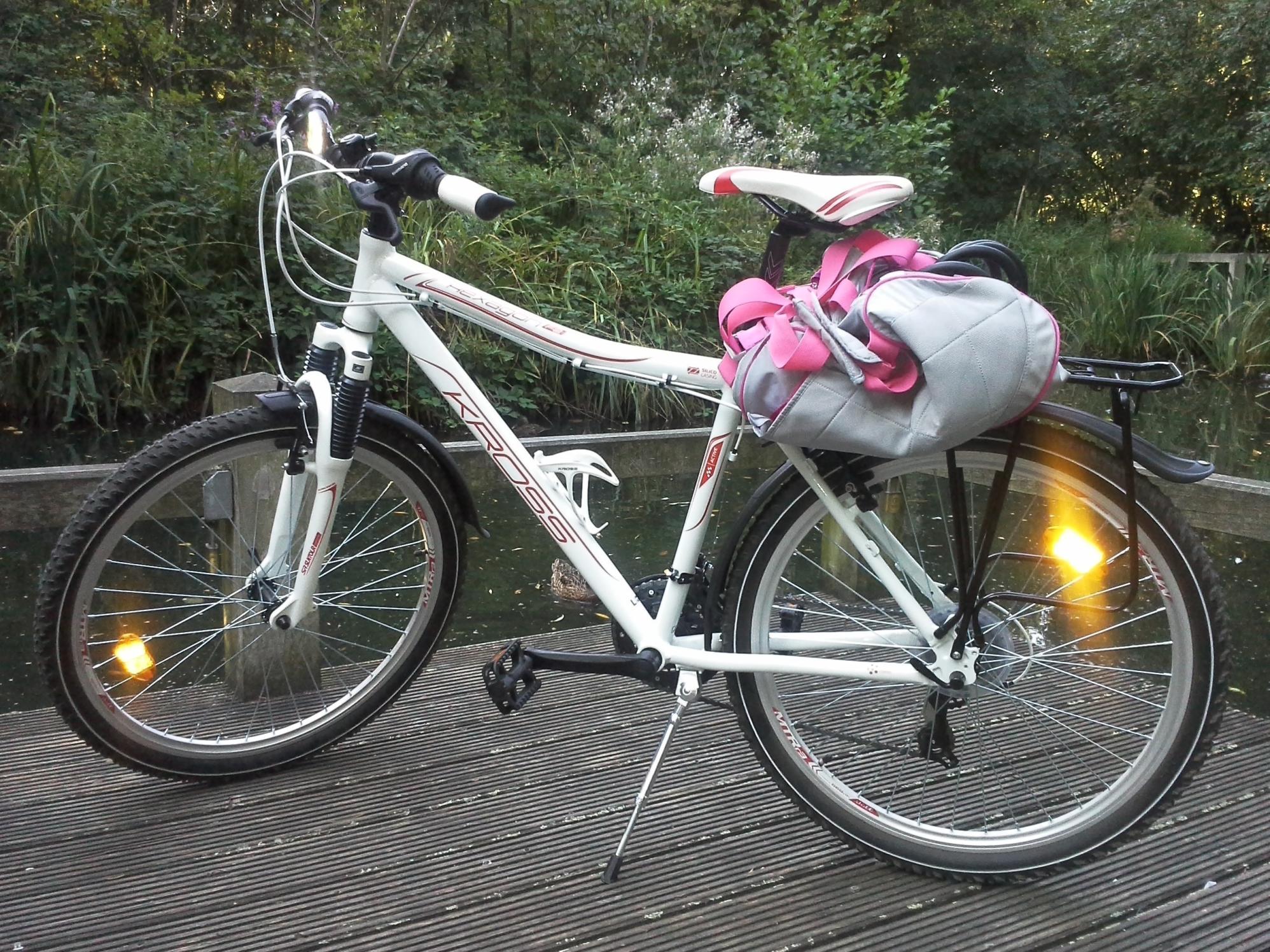 2013 Kross SA  White