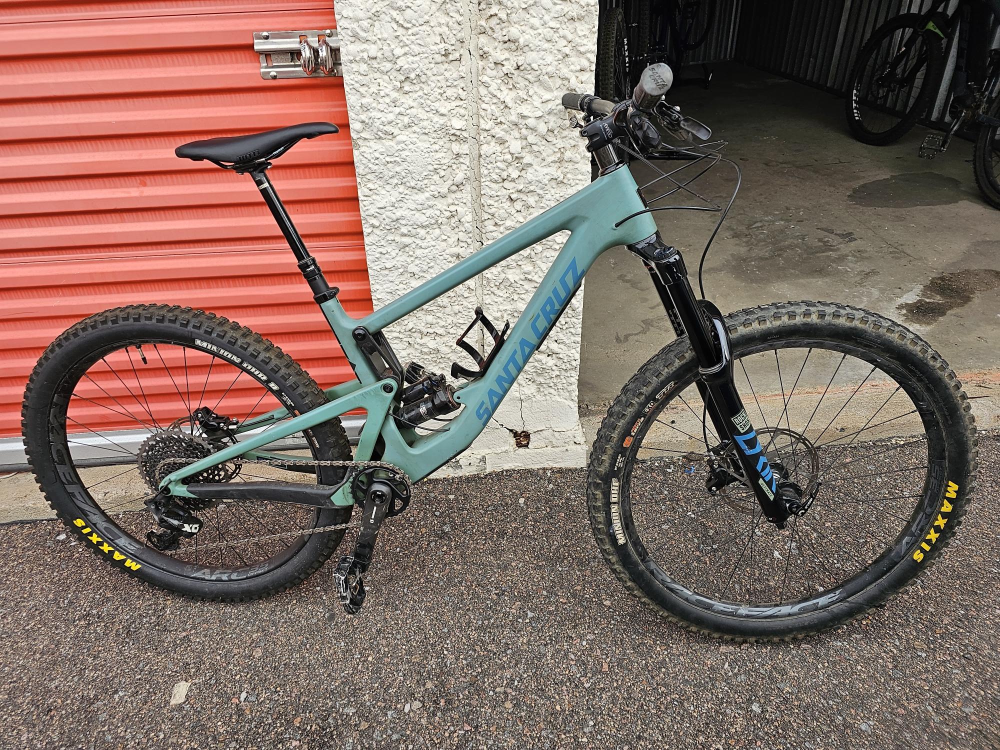 2023 Santa Cruz Bronson CC Green