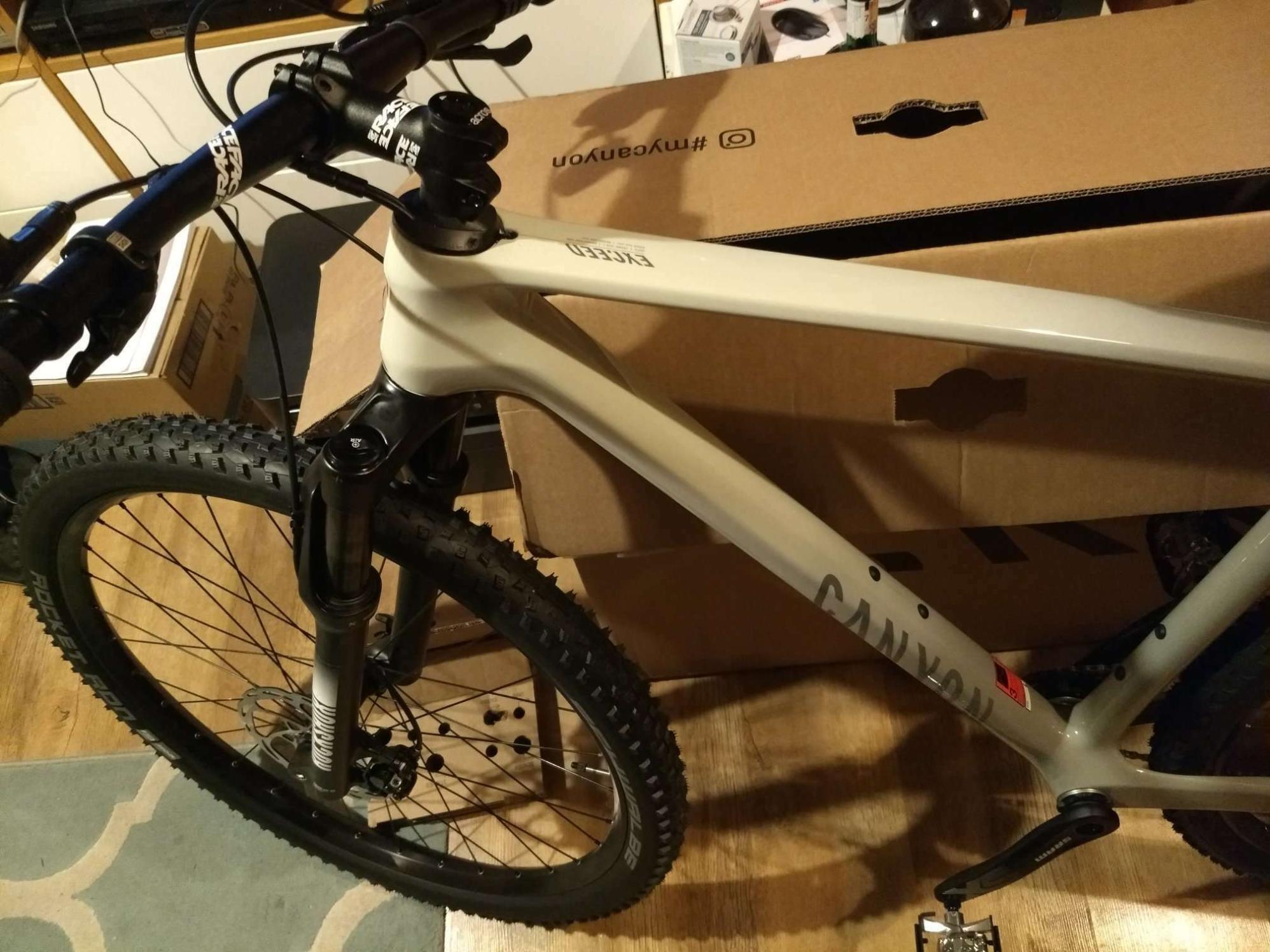 2023 Canyon bicycles Canyon Exceed CF Silver, gray or bare metal