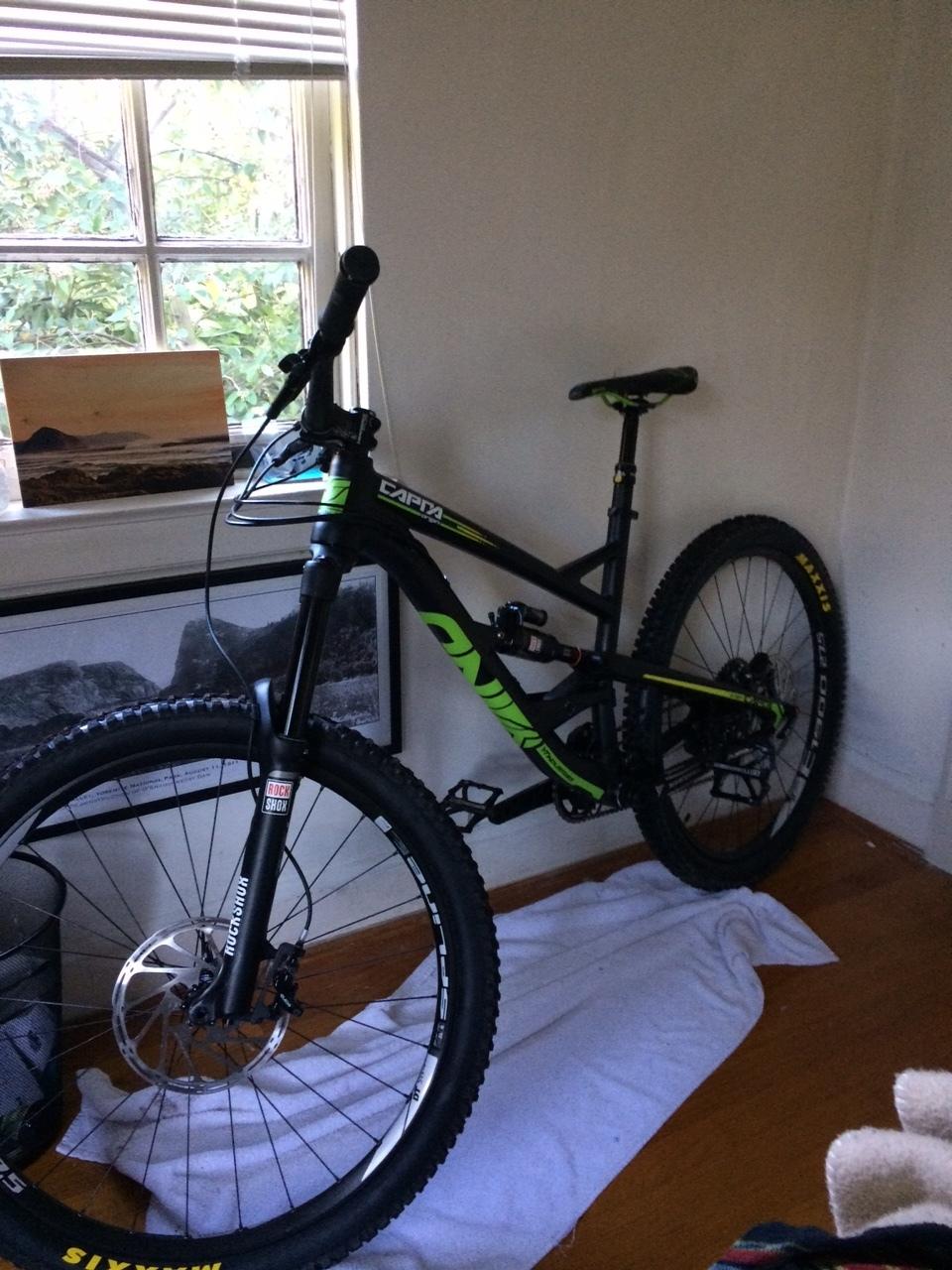 2015 YT Industries MY15 Capra AL 1 Black and Green