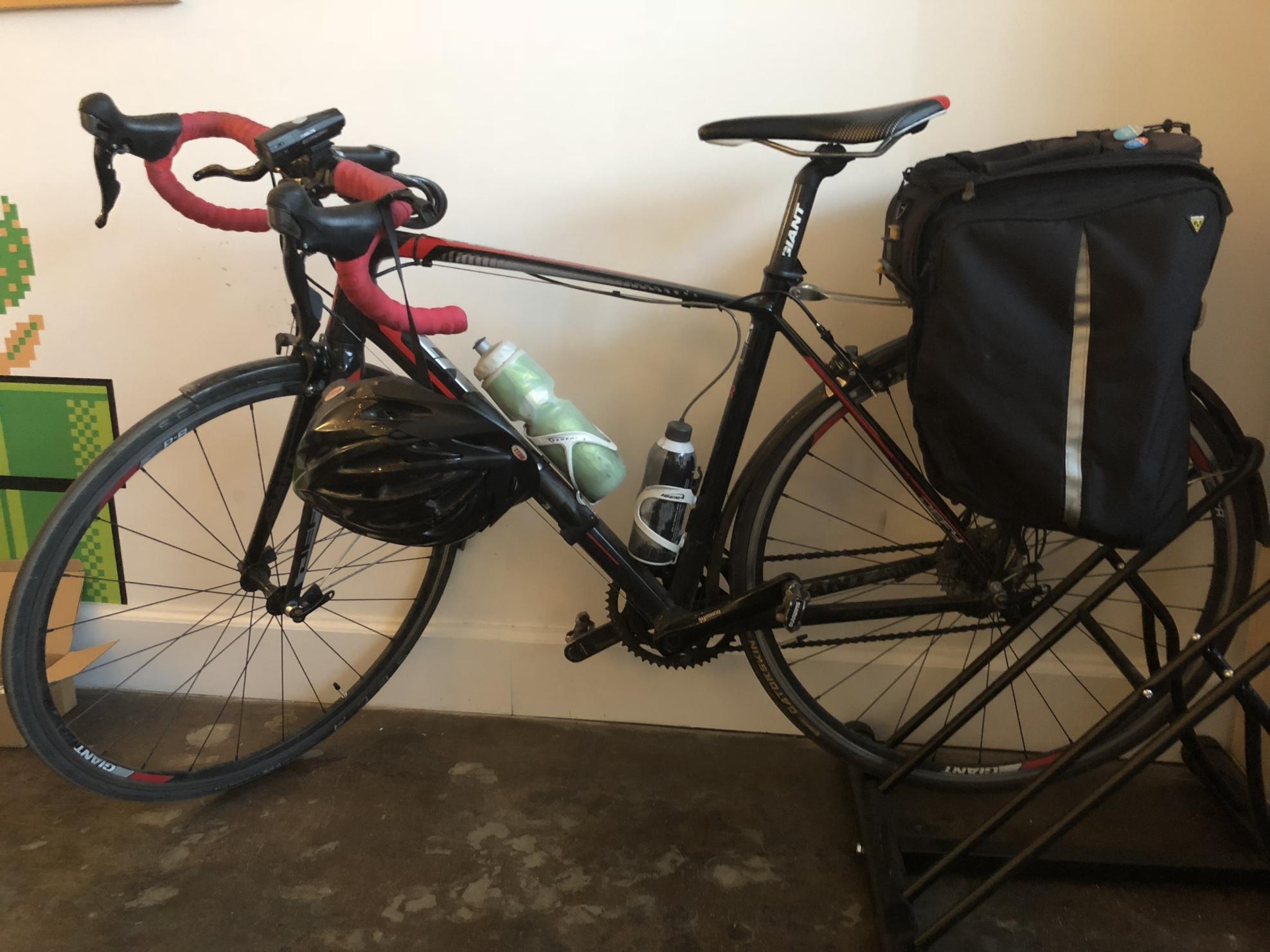 2011 Giant Defy Advanced 1 Black and Red