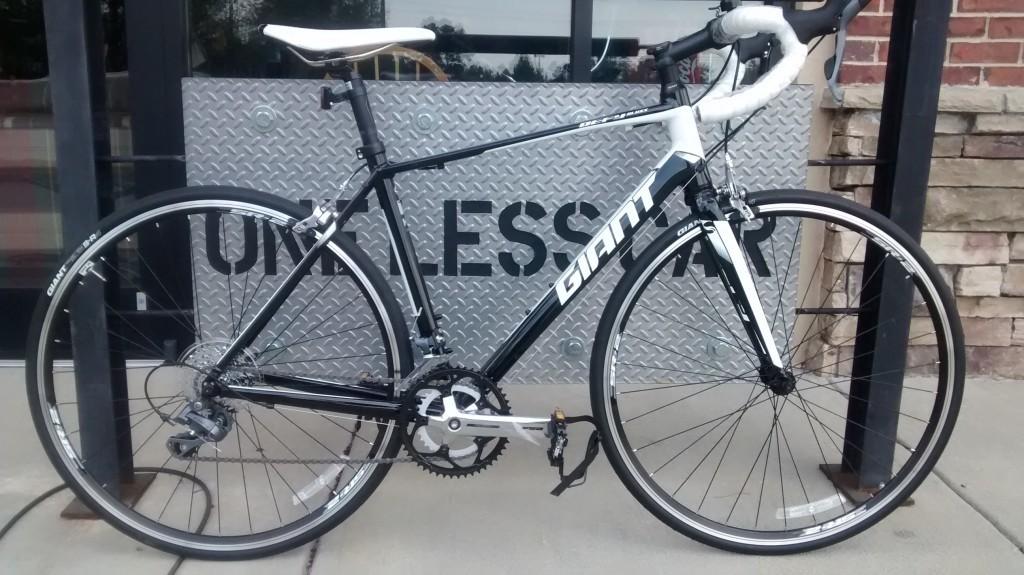 2016 Giant Defy 5 White