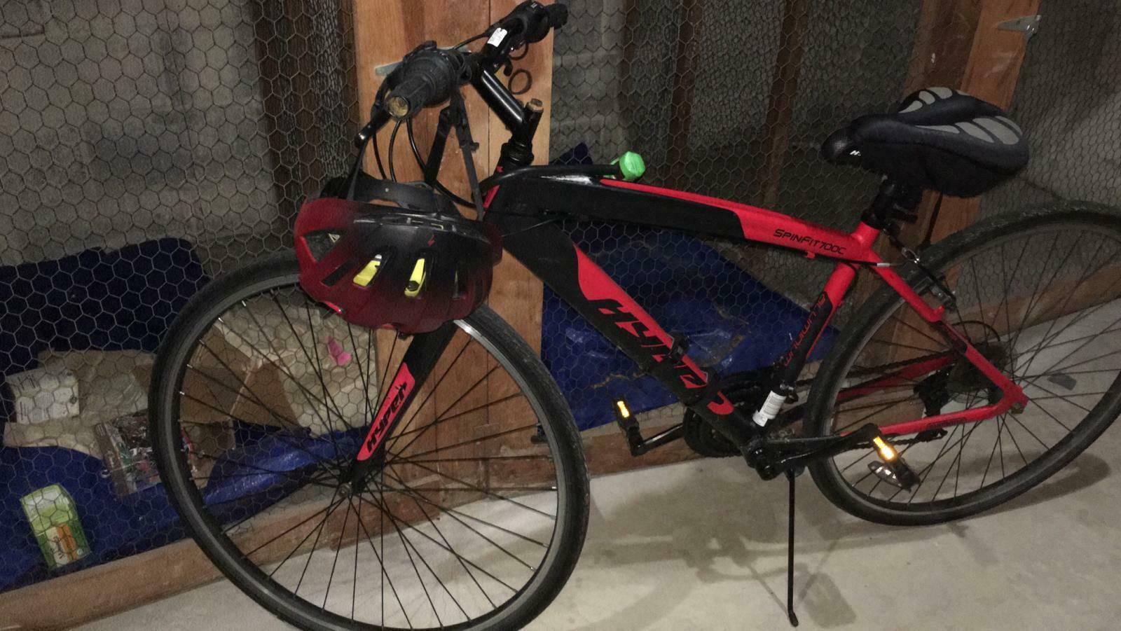 2023 Hyper 700c Red