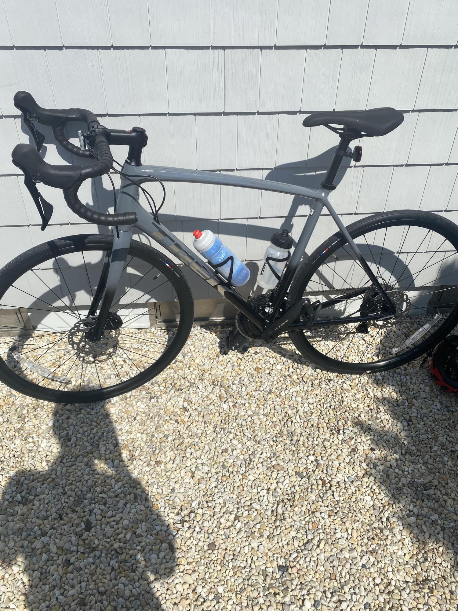 2022 Trek Emonda ALR 5 Silver, gray or bare metal