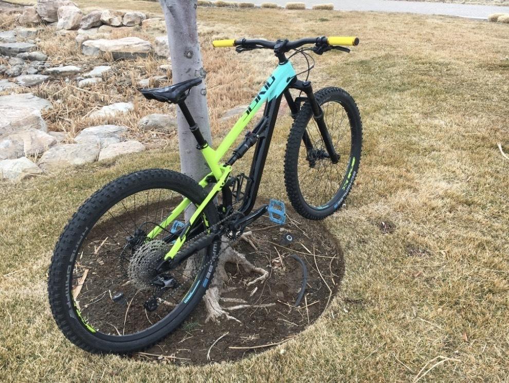 2021 Polygon Siskiu T7 Yellow or Gold and Teal