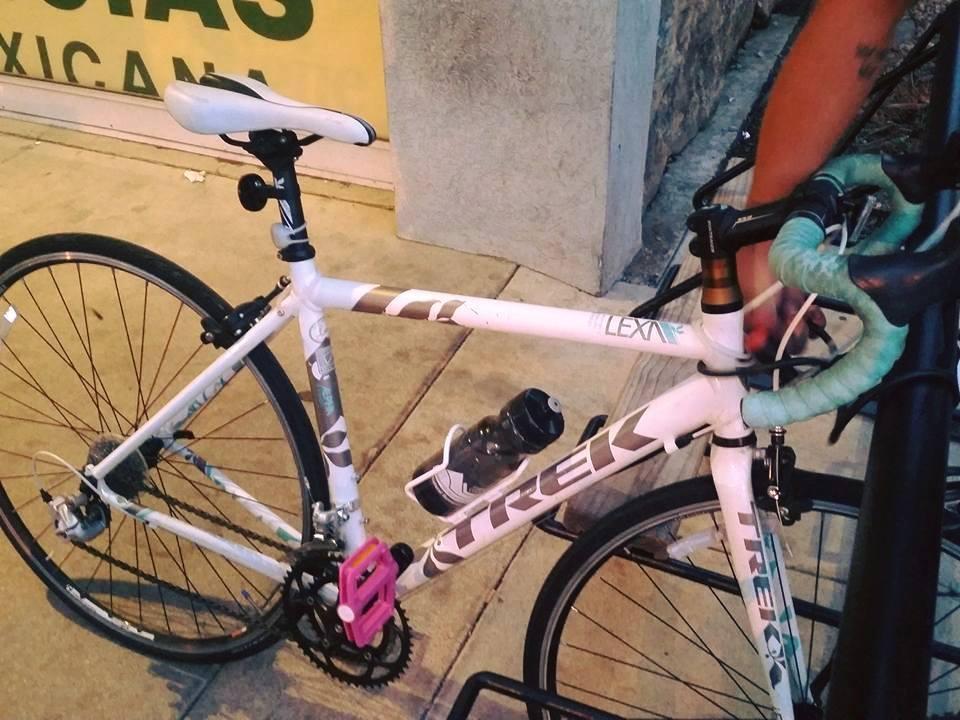 2012 Trek Lexa (Compact) White and Teal